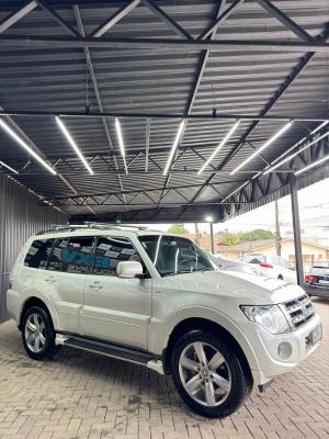 Pajero HPE Full 3.8 V6 250cv 5p Aut.